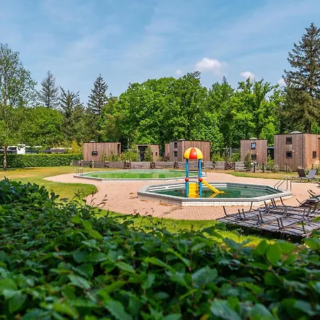 Luxury In With Parking Villa