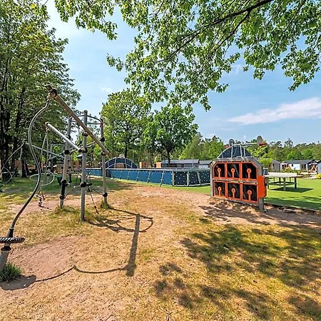 Villa Luxury In With Parking