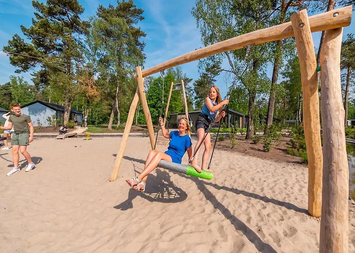 Luxury In With Parking 빌라